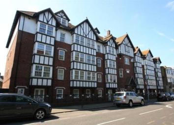 Flat For Sale in Leigh-on-Sea