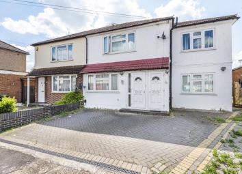 3 Bedroom Maisonette for sale