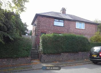 Semi-detached house To Rent in St. Helens