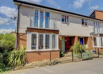 Semi-detached house For Sale in Milton Keynes