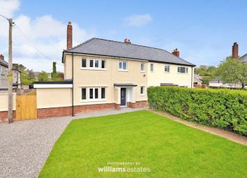 Semi-detached house For Sale in Holywell