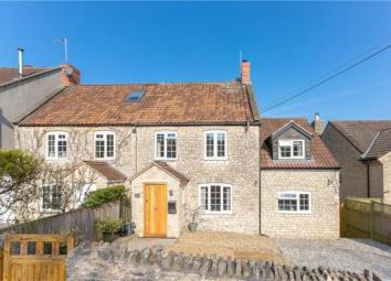 Detached house For Sale in Bath