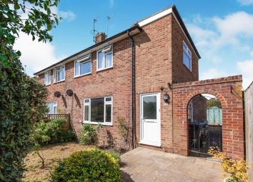 Semi-detached house For Sale in Hailsham