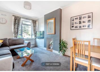 Flat To Rent in Twickenham