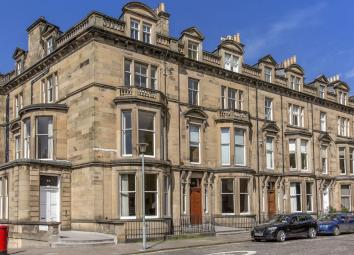 Maisonette For Sale in Edinburgh