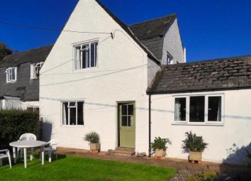 Cottage To Rent in Cirencester