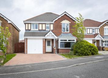 Detached house For Sale in Glasgow