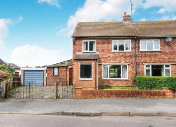 Semi-detached house For Sale in Retford