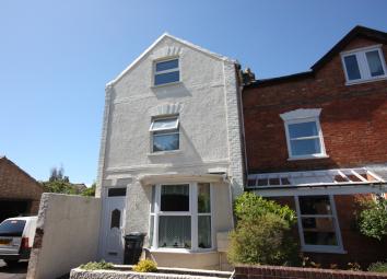 End terrace house To Rent in Bridgwater