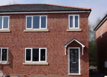 Detached house For Sale in Leigh