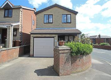 Detached house For Sale in Pontefract