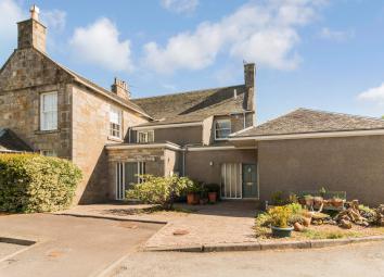 4 Bedroom Flat for sale