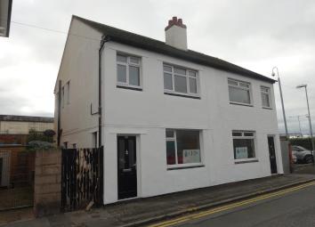 Semi-detached house To Rent in Rhyl