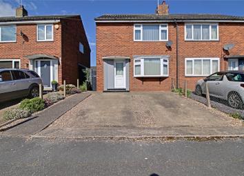 2 Bedroom Semi-detached house for sale