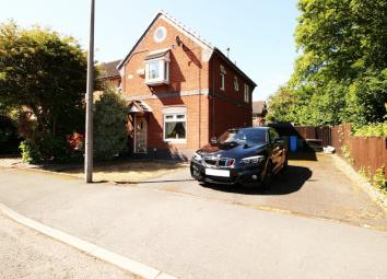 Semi-detached house For Sale in Thornton-Cleveleys