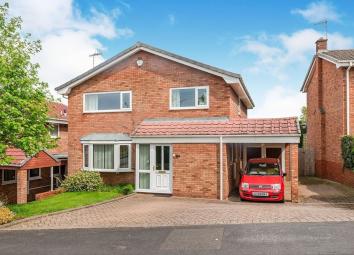 Detached house For Sale in Stafford