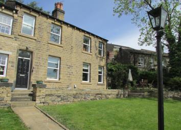Semi-detached house For Sale in Holmfirth
