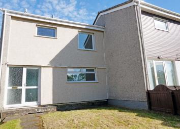 Terraced house For Sale in Glasgow