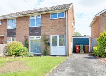 Semi-detached house For Sale in Brigg