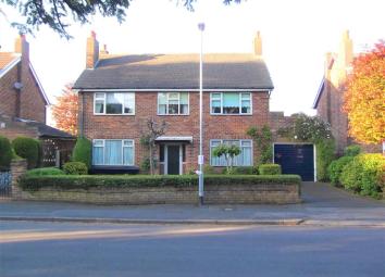 Detached house For Sale in Prescot