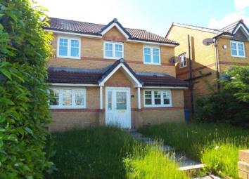 Detached house For Sale in Manchester