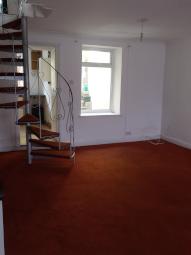 Terraced house For Sale in Swansea