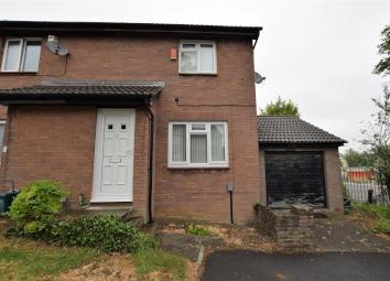 Semi-detached house For Sale in Barry