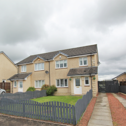Semi-detached house For Sale in Lanark