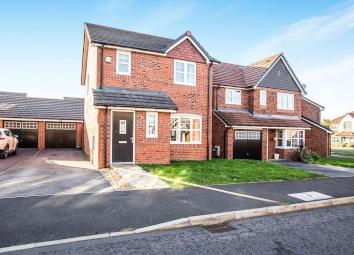 Detached house For Sale in Leyland