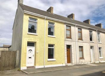 End terrace house For Sale in Llanelli