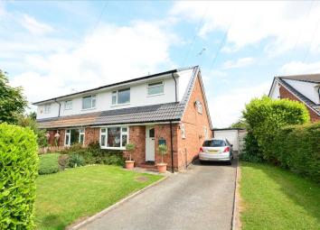 Semi-detached house To Rent in Northwich