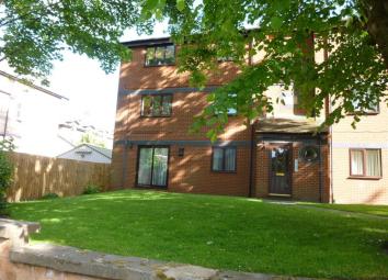 Flat To Rent in Prenton