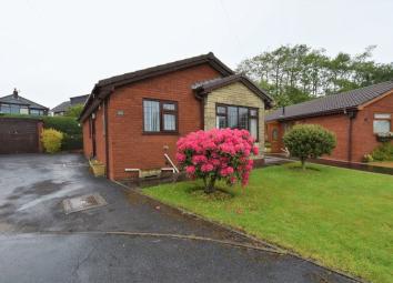 Detached bungalow To Rent in Stoke-on-Trent