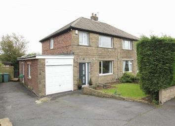 Semi-detached house For Sale in Holmfirth