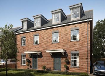 Semi-detached house For Sale in 