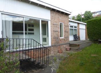 Detached bungalow To Rent in Wakefield