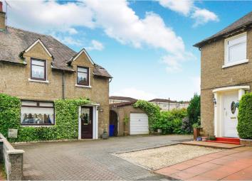 End terrace house For Sale in Stirling