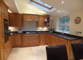 Semi-detached house To Rent in Sevenoaks