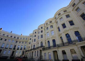 Flat To Rent in Hove