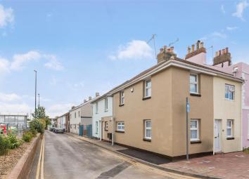 1 Bedroom End terrace house for sale