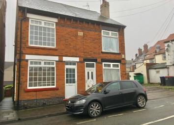 Semi-detached house To Rent in Sutton-in-Ashfield
