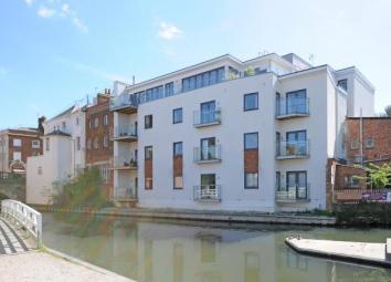 Flat For Sale in Newbury