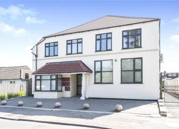 Flat For Sale in Sutton