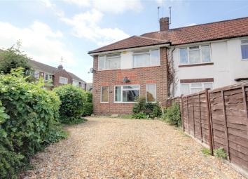End terrace house For Sale in Reading