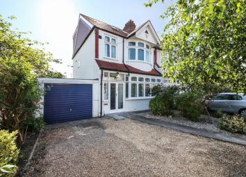 End terrace house For Sale in London