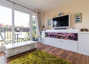 3 Bedroom Flat for sale