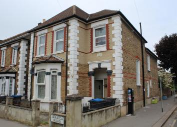 Flat To Rent in Thornton Heath