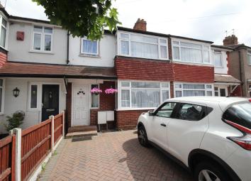 Semi-detached house For Sale in Hayes