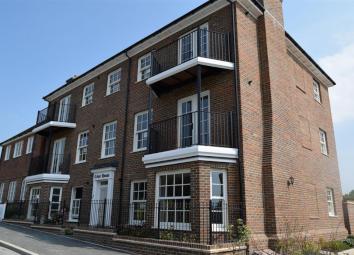 Flat For Sale in Tenterden