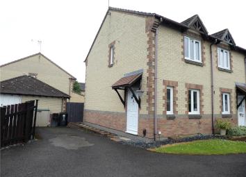 End terrace house For Sale in Swindon